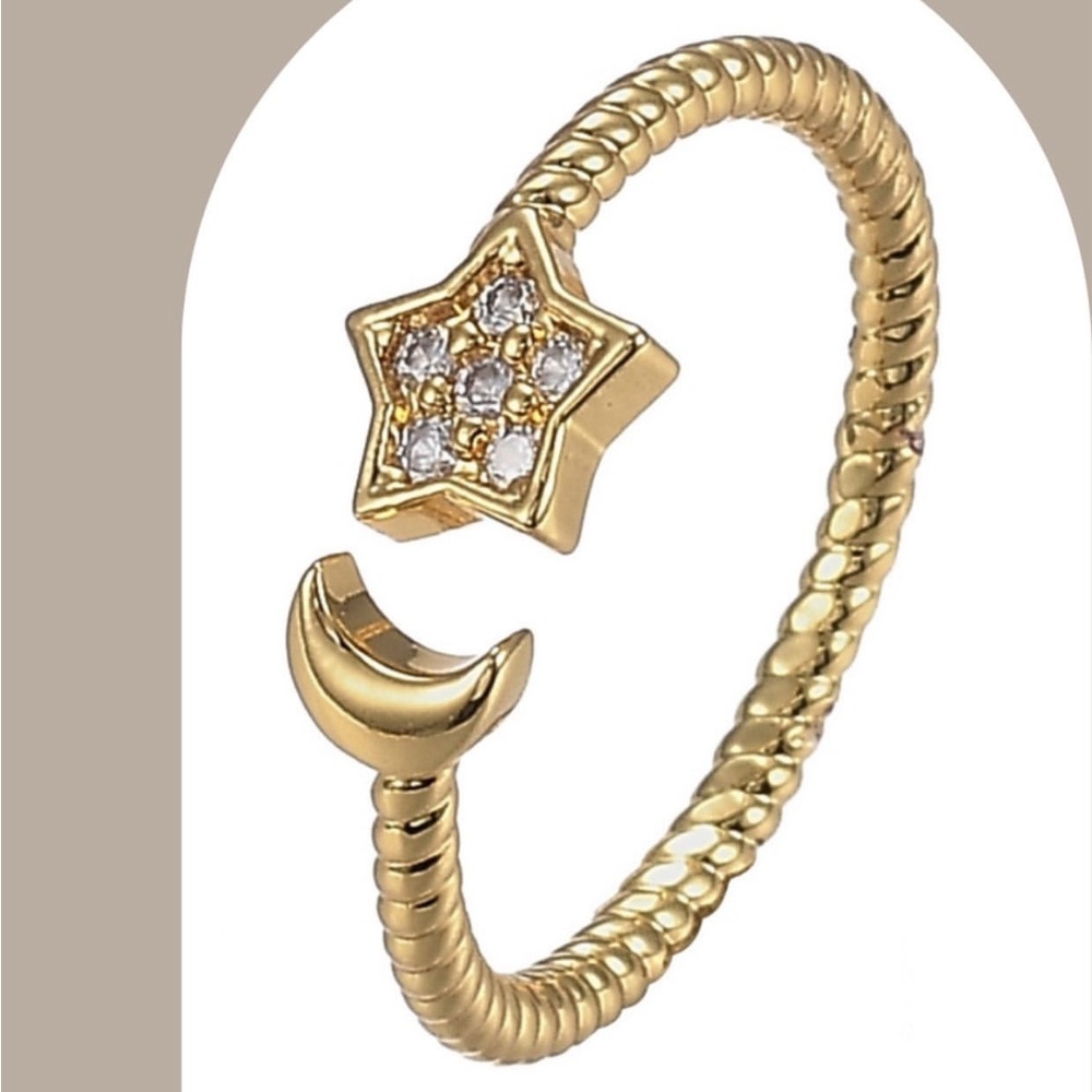 (NEW) Gold Plated Stars and Moon Ring (small adjustable)